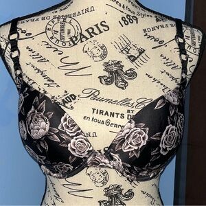 Victoria’s Secret Very Sexy Black Rose Push-Up Bra With Metal Ring Straps